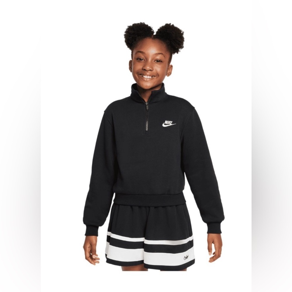 FITS LIKE WOMENS XS Nike Sportswear Kids' 1/2 Zip Sweatshirt XL